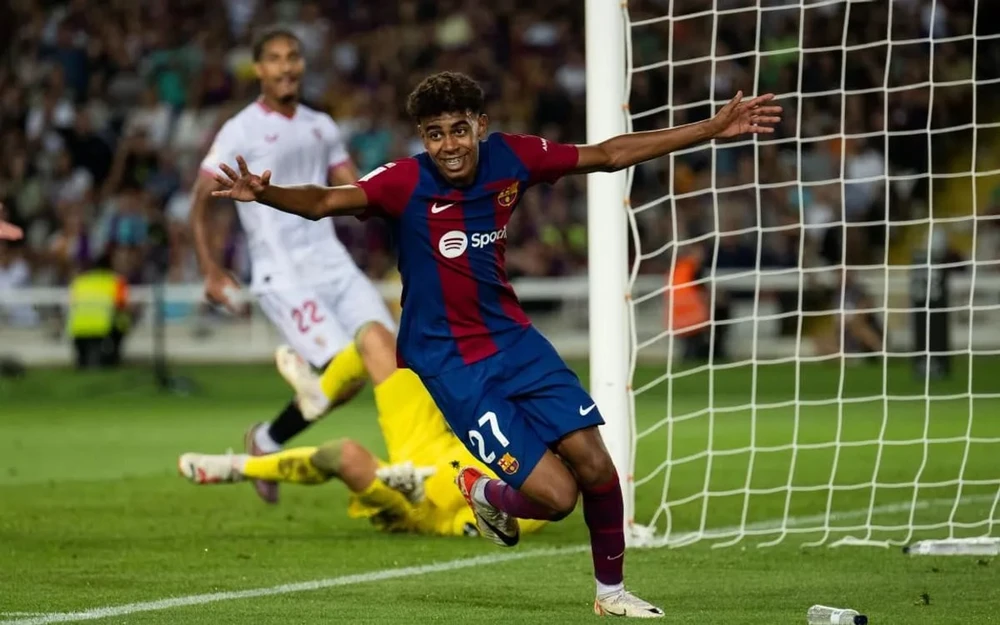 barca-tu-choi-ban-tai-nang-tre-yamal-voi-gia-cao-ngat-nguong (3).jpg