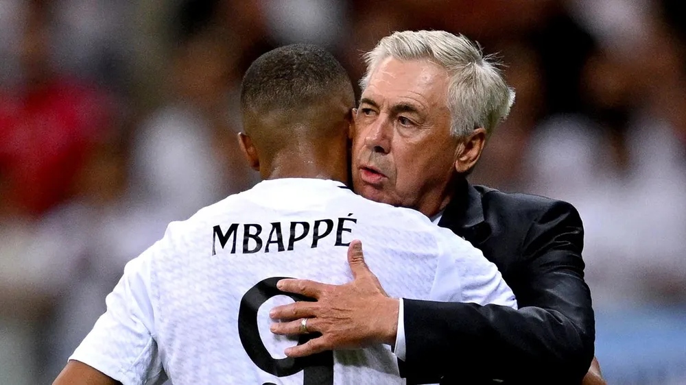 hlv-ancelotti-khong-muon-nhac-den-tien-dao-mbappe (1).jpg