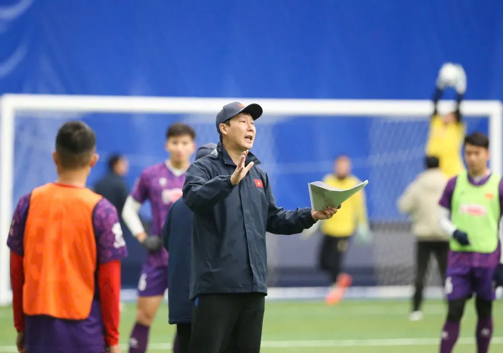 doi-tuyen-viet-nam-chot-danh-sach-26-cau-thu-cho-aff-cup-2024 (1).jpg