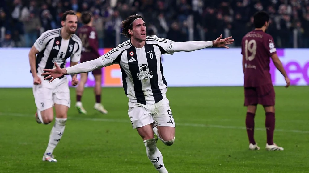 chua-bao-gio-clb-man-city-the-tham-den-the (1).jpg