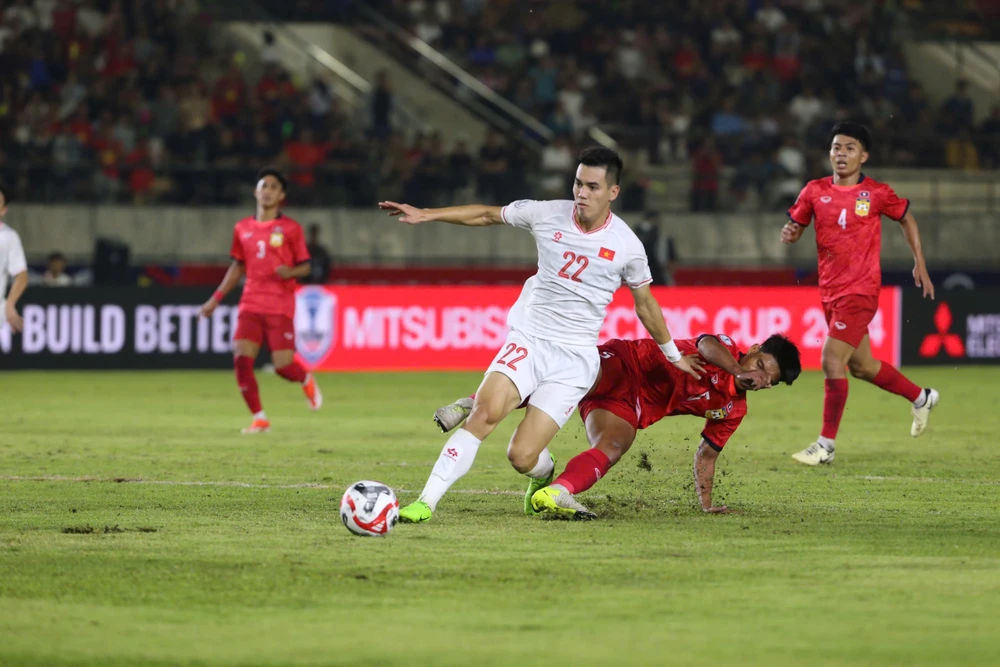 4-tuyen-thu-viet-nam-gay-sat-thuong-cho-indonesia (3).jpg