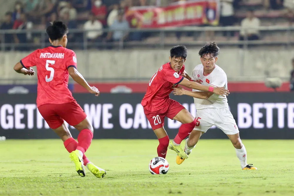 hlv-shin-tae-yong-chua-tung-thang-tuyen-viet-nam-o-aff-cup (4).jpg