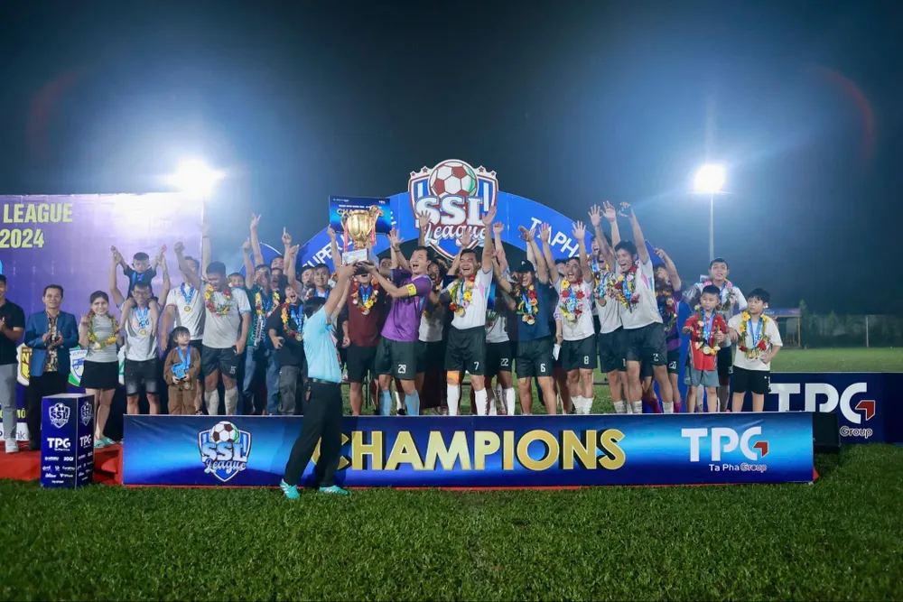 co-do-dang-quang-saigon-super-league-ta-pha-cup-2024 (2).jpg