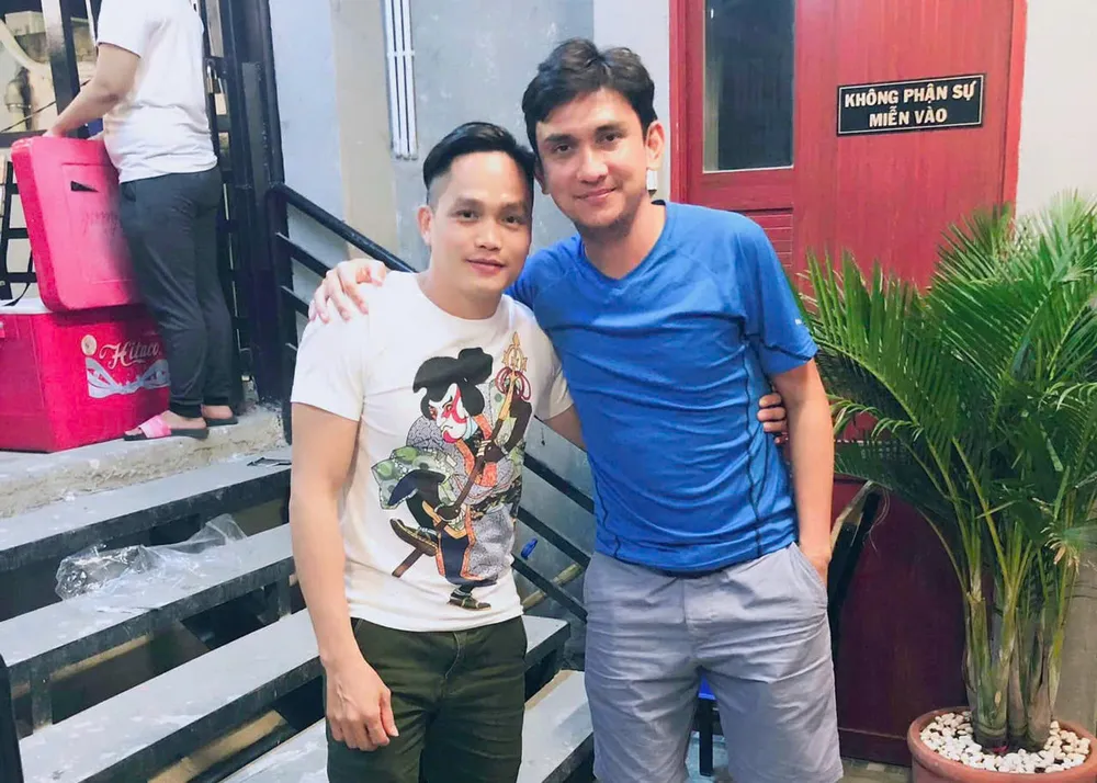 philippines-nuoi-tiec-hlv-kim-sang-sik-ca-ngoi-hoc-tro (2).jpg