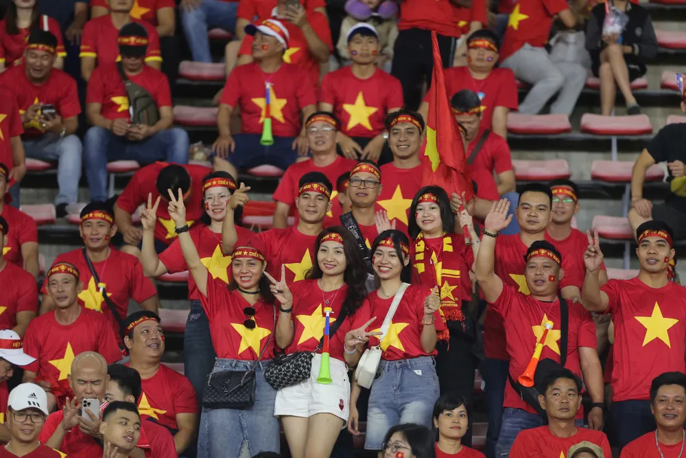 nguyen-xuan-son-giai-ban-toan-ban-thang-cho-tuyen-viet-nam (3).jpg