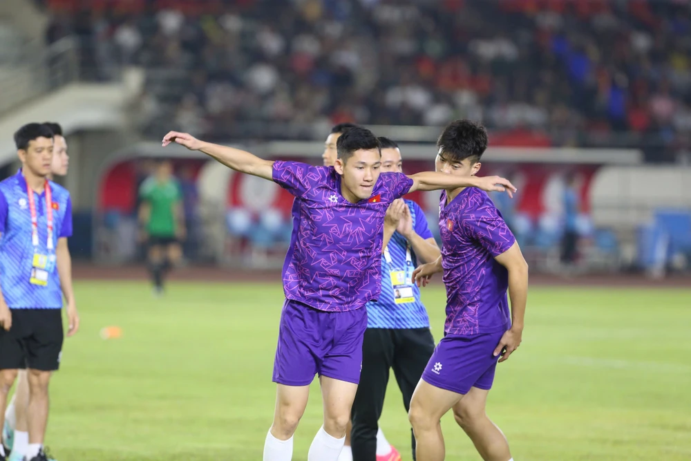 tuyen-viet-nam-va-noi-am-anh-ban-ket-aff-cup (2).jpg