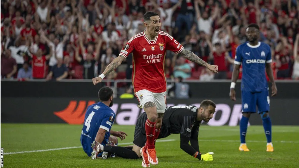 làng bóng Saudi Arabia