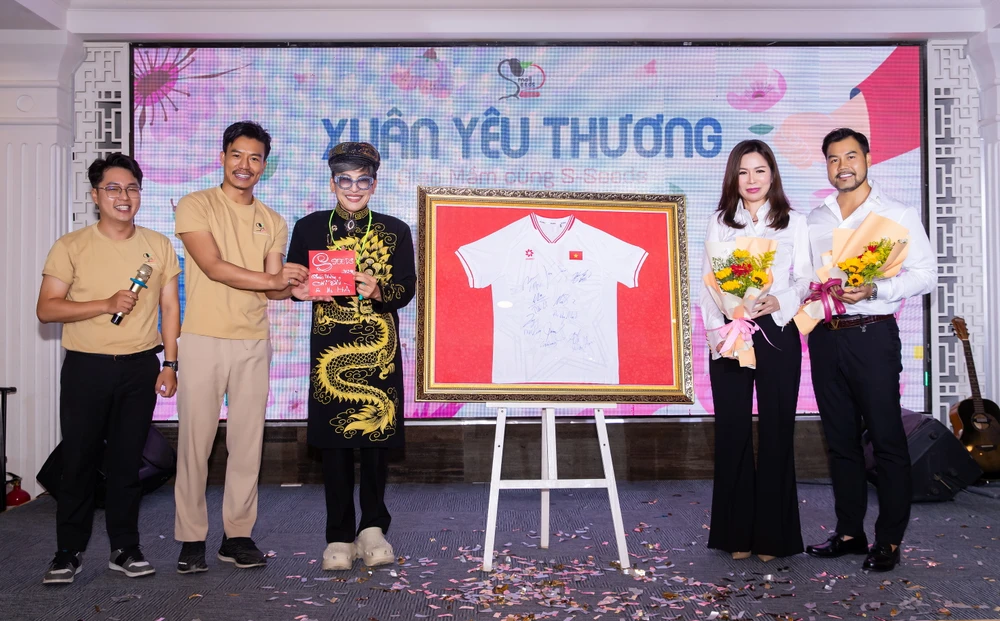 tien-dao-nguyen-xuan-son-tai-tu-hieu-nguyen-va-hanh-trinh-nhan-ai-cua-hat-giong-nho (7).jpg