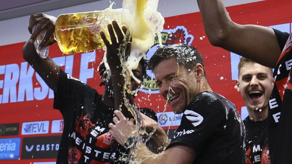 Thầy trẻ Alonso là một hiện tượng của làng bóng châu Âu. Ảnh: GETTY. nong-hlv-xabi-alonso-chinh-thuc-thay-the-ancelotti-tiep-quan-clb-real-madrid (1).jpg