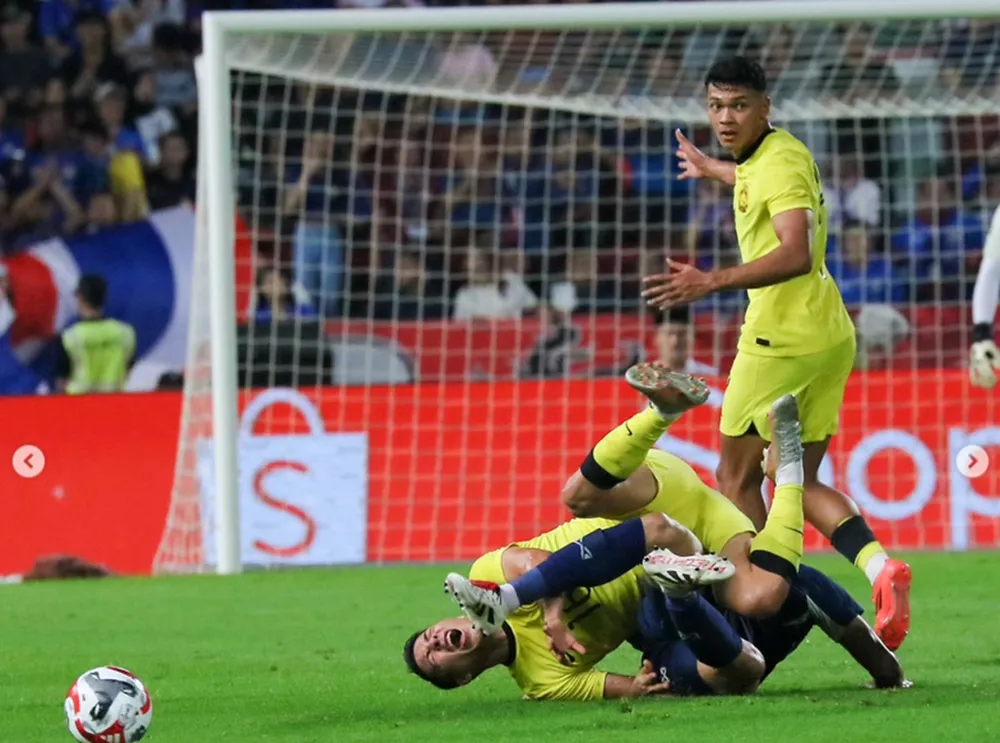 doi-tuyen-malaysia-chay-nuoc-rut-cho-tran-tiep-viet-nam (5).jpg