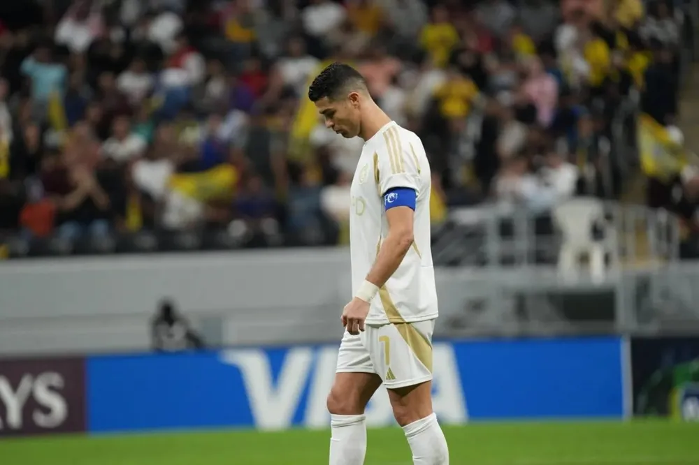 sau-mua-giai-trang-tay-sieu-sao-ronaldo-up-mo-chia-tay-al-nassr (3).jpg