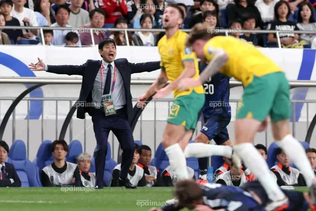 Do sớm giành quyền tham dự vòng chung kết World Cup 2026, HLV Moriyasu chỉ tung đội hình phụ ra sân, như ở trận thua chủ nhà Úc 0-1. Ảnh: EPA. đội tuyển Indonesia