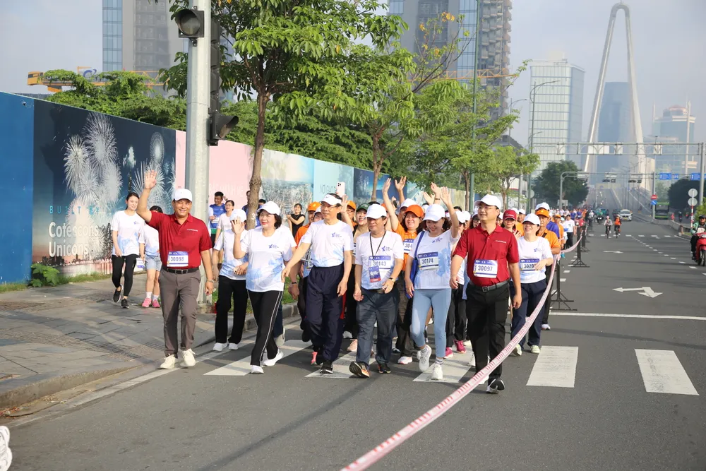 gan-6-000-vdv-dong-hanh-voi-su-kien-100-nam-ngay-bao-chi-cach-mang-viet-nam (2).JPG