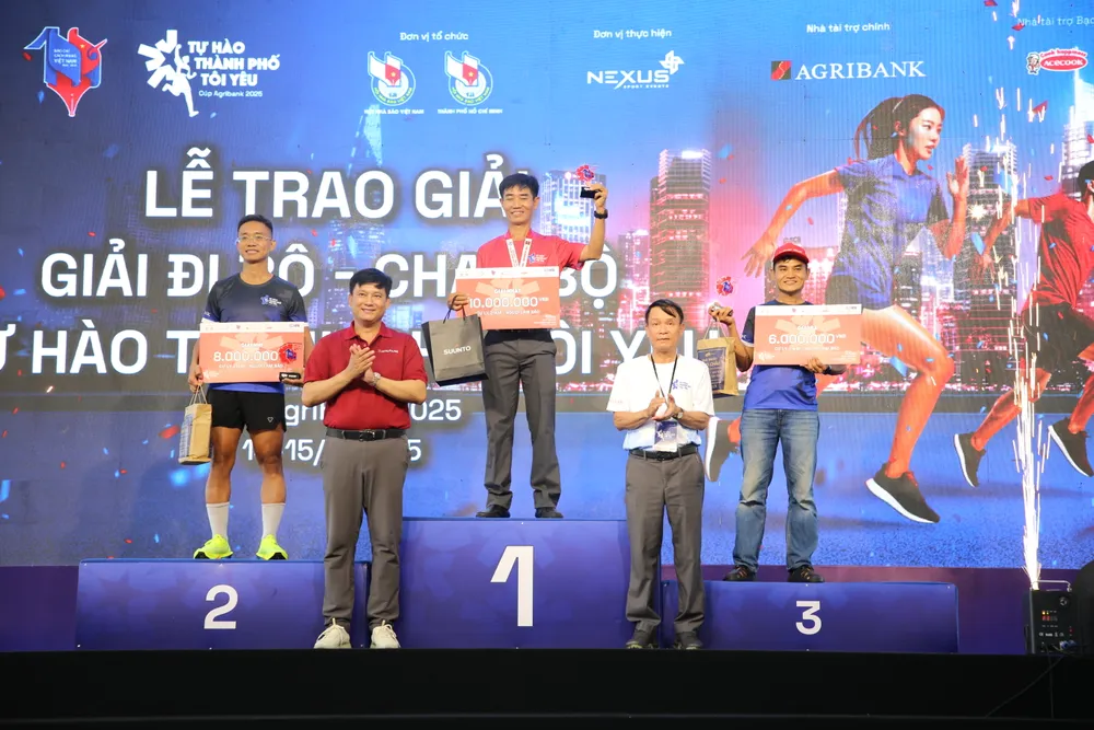 gan-6-000-vdv-dong-hanh-voi-su-kien-100-nam-ngay-bao-chi-cach-mang-viet-nam (5).JPG