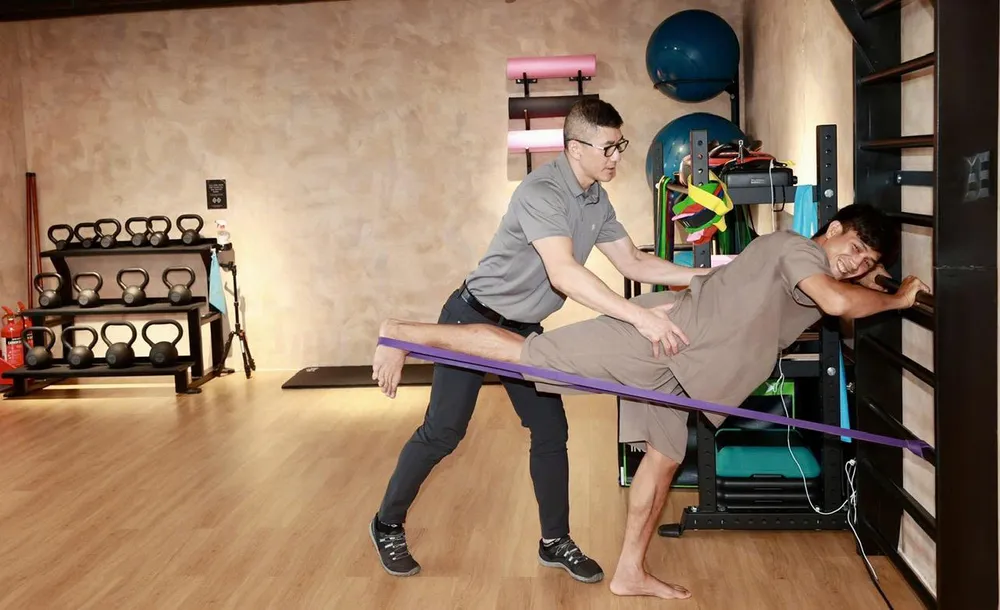 cac-tuyen-thu-bong-chuyen-tap-hoi-phuc-voi-chuyen-gia-ngoai-o-evolve (6).jpg