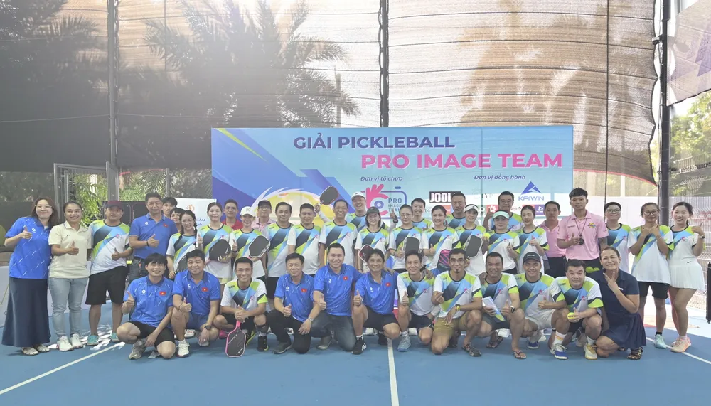 giai-pickleball-pro-image-2025-san-choi-gan-ket-doi-ngu-nguoi-lam-bao (3).jpg