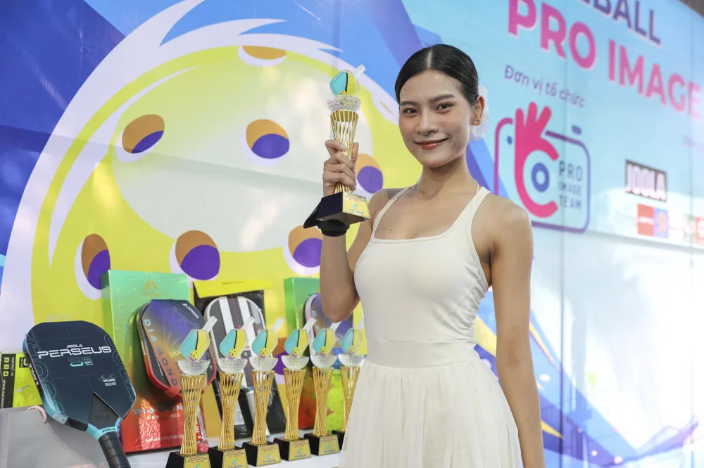 giai-pickleball-pro-image-2025-san-choi-gan-ket-doi-ngu-nguoi-lam-bao (9).JPG