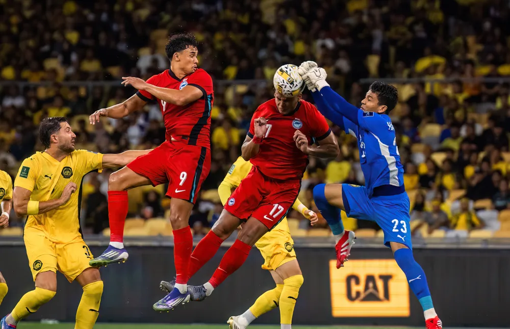 doi-tuyen-malaysia-so-mang-tieng-le-thuoc-cau-thu-nhap-tich-sau-tran-thang-dam-viet-nam (1).png