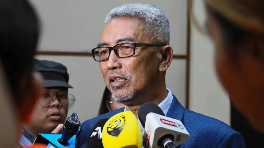 bong-da-malaysia-khang-cao-lenh-cam-gay-chan-dong-cua-fifa (4).jpg