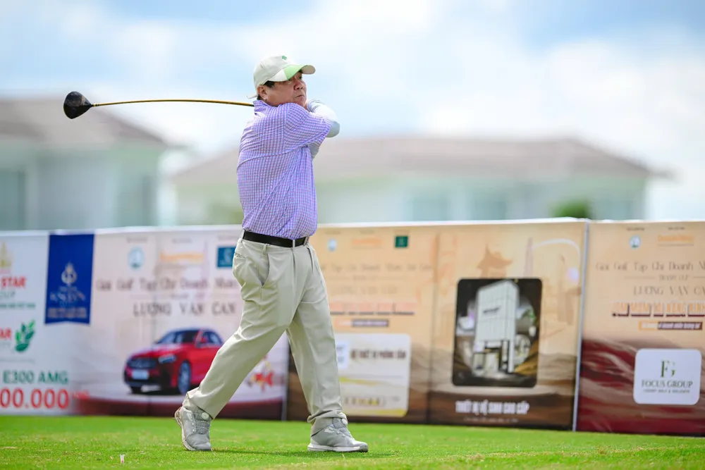 hon-280-trieu-dong-gay-quy-uom-mam-tai-nang-kinh-doanh-tranh-cup-luong-van-can (5).jpg