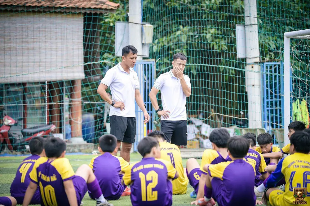 bóng đá cộng đồng