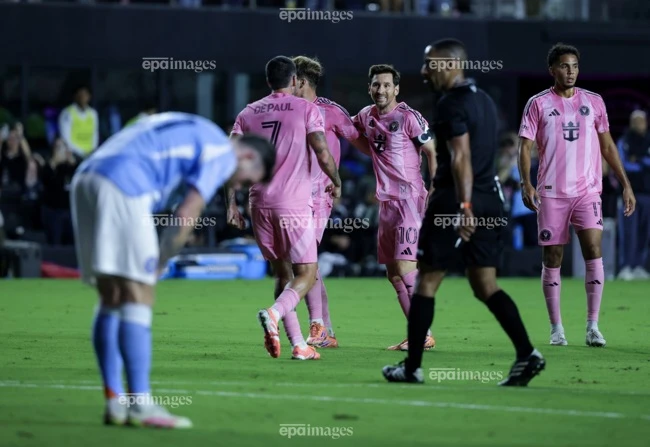 messi-lai-pha-vo-ky-luc-moi-thoi-dai (3).jpg