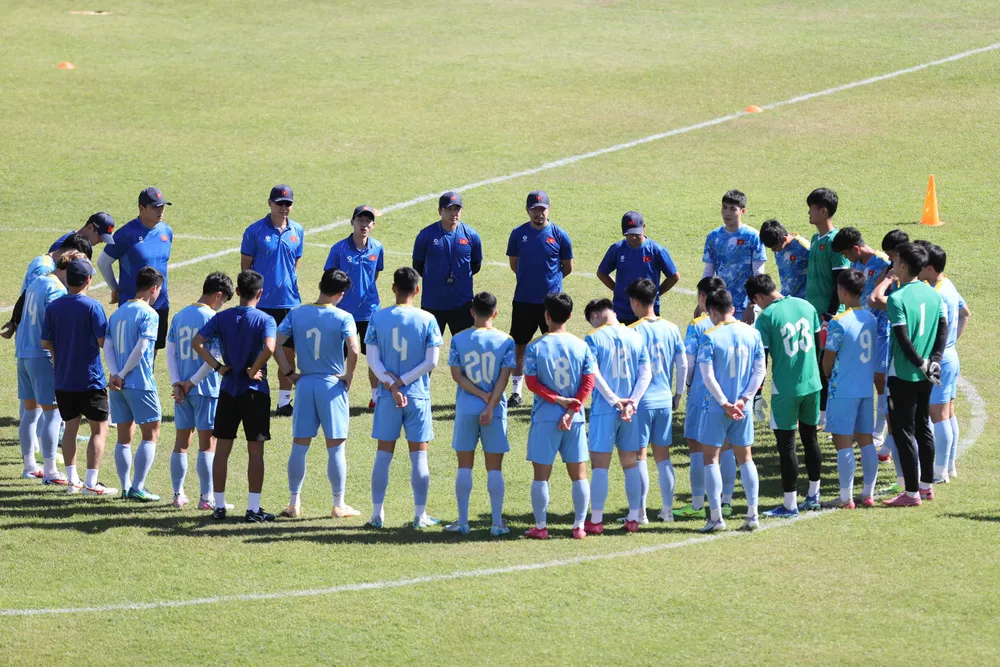 tuyen-nu-gap-kho-nhieu-hon-u-22-viet-nam (2).jpg