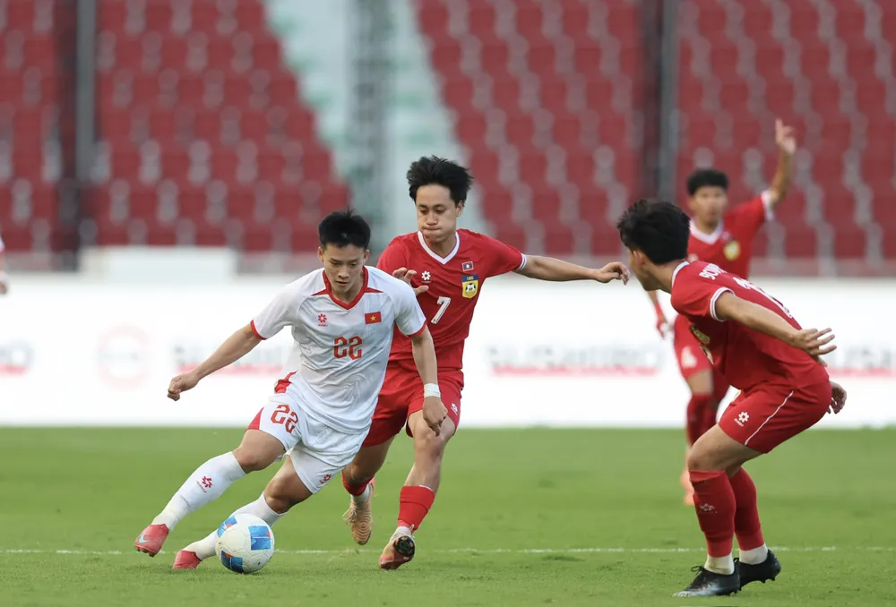 chuong-ngai-lon-cua-u-22-viet-nam (3).jpg