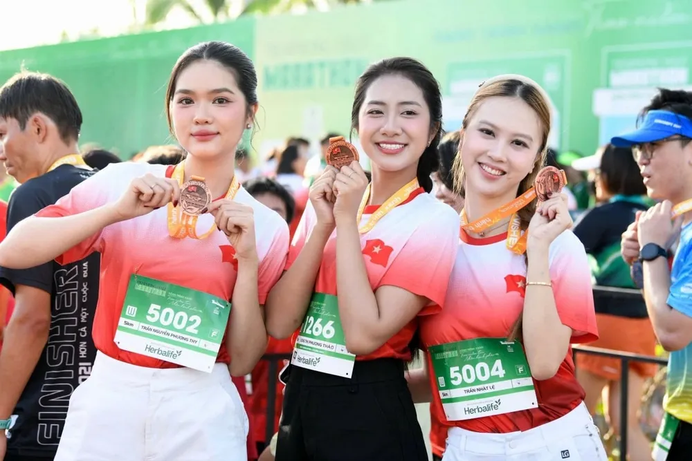 giai-tien-phong-half-marathon-net-dep-tren-duong-dua-xanh (5).jpg