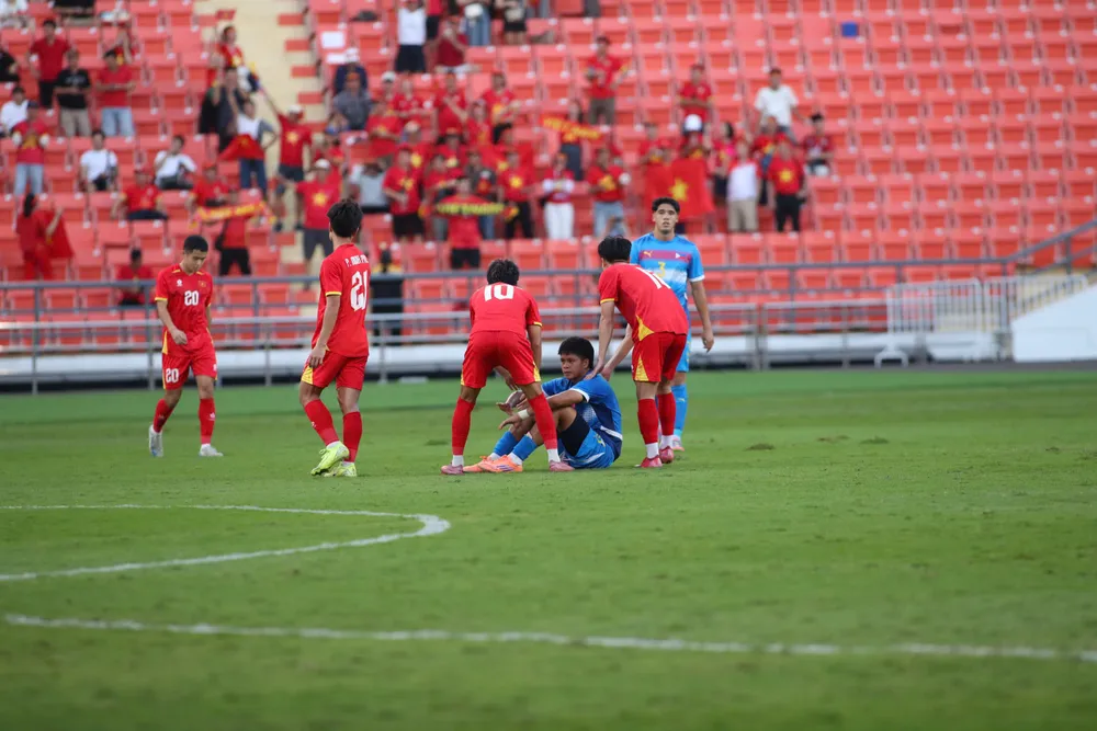 sieu-du-bi-lap-cong-dua-u-22-viet-nam-vao-chung-ket (6).jpg