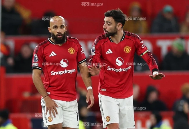 bruno-tiet-lo-gay-chan-dong-man-united-ban-toi-voi-gia-100-trieu-bang (3).jpg