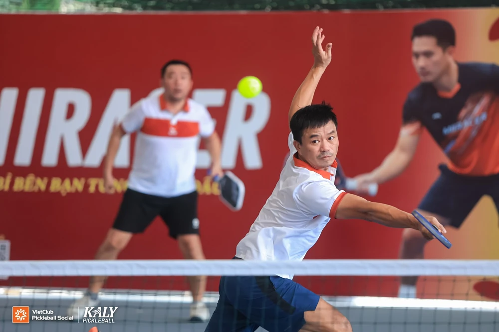 vietclub-va-khuc-khai-hoan-sea-games-voi-phong-vien-the-thao-tp-hcm (5).JPG