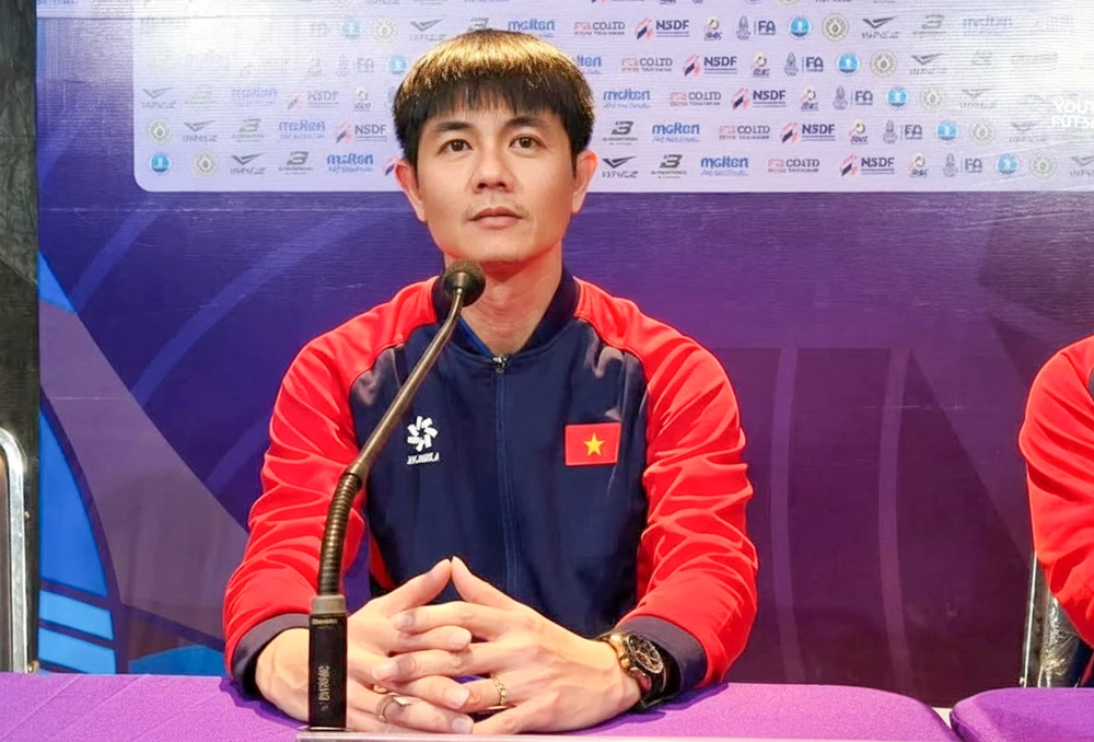 hlv-doi-tuyen-viet-nam-tu-tin-danh-bai-indonesia-o-ban-ket-aff-cup (1).jpg