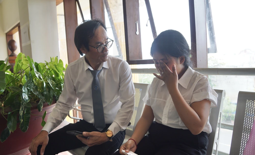 Bị cáo Thạch Thị Kim Nhung nghẹn ngào: "Tôi không bán con" bán-con-ở-Trà-Vinh.jpg