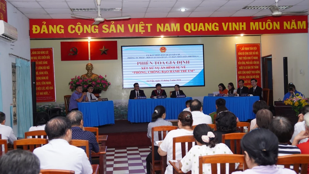 bạo hành trẻ em