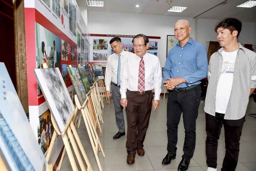 TP.HCM - Sắc màu mới, Sắc màu mới, Trao giải cuộc thi ảnh