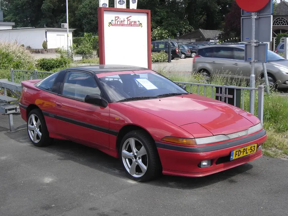 Mitsubishi Eclipse 1992. Ảnh: Hotcars. Mitsubishi Eclipse 1992. Ảnh: Hotcars.