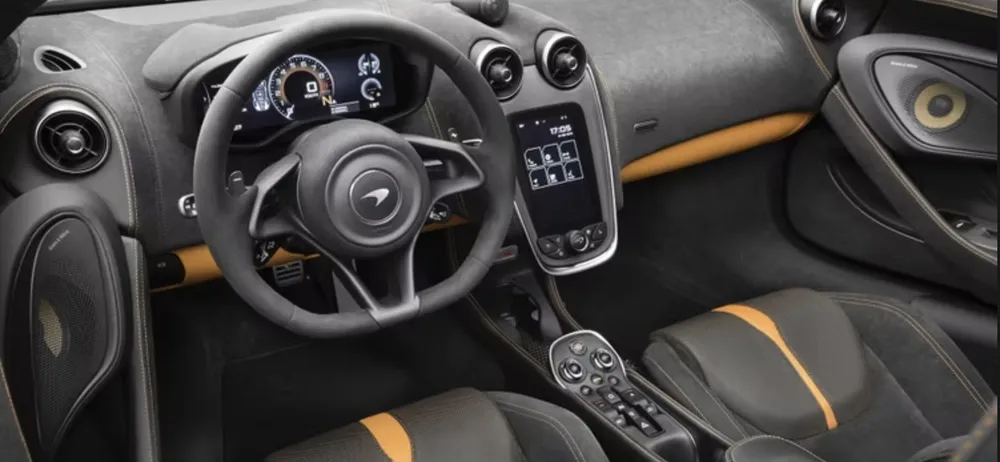 McLaren 570S được trang bị công nghệ tiên tiến cả bên trong và bên ngoài. Ảnh:Hotcars.