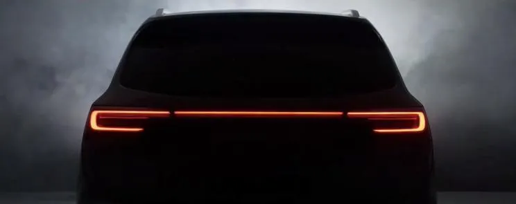 Wenjie M7 được thiết kế cụm đèn pha bên trái và bên phải được kết nối với nhau. Ảnh: Chinapev. Wenjie M7 được thiết kế cụm đèn pha bên trái và bên phải được kết nối với nhau. Ảnh: Chinapev.