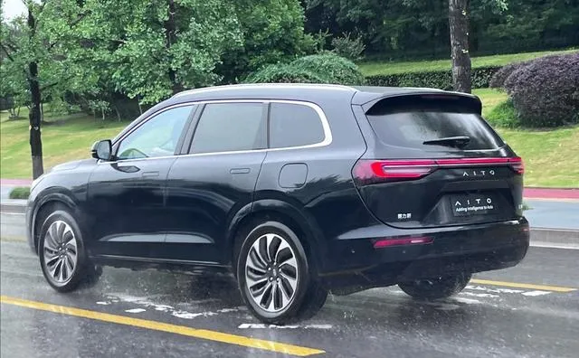 Wenjie M7 được thiết kế dành cho gia đình, đơn giản và ổn định. Ảnh: Chinapev. Wenjie M7 được thiết kế dành cho gia đình, đơn giản và ổn định. Ảnh: Chinapev.