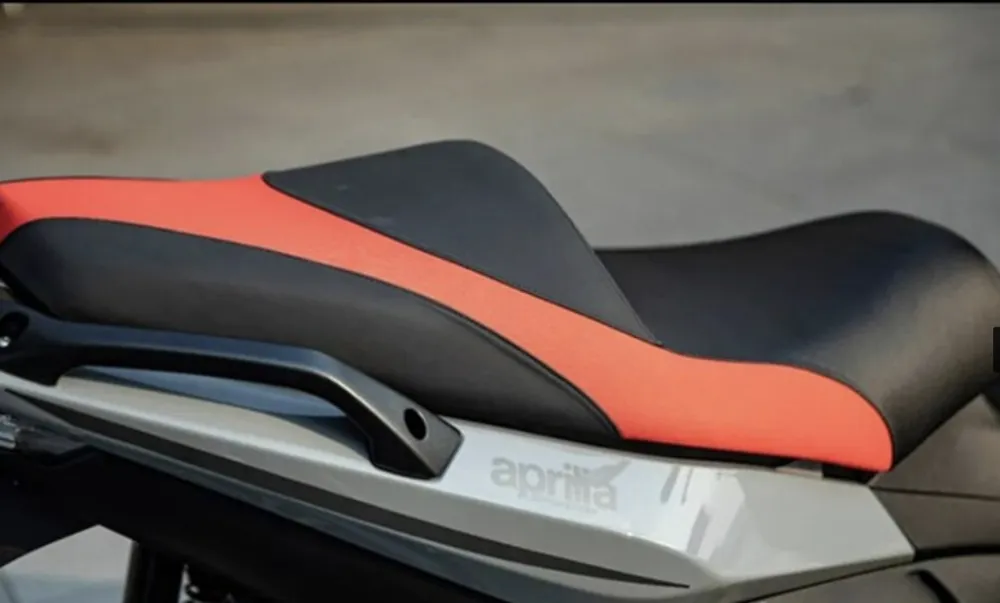 Xe được thiết kế bình xăng lớn với dung tích 15 lít. Ảnh: Autocarindia. Xe được thiết kế bình xăng lớn với dung tích 15 lít. Ảnh: Autocarindia.