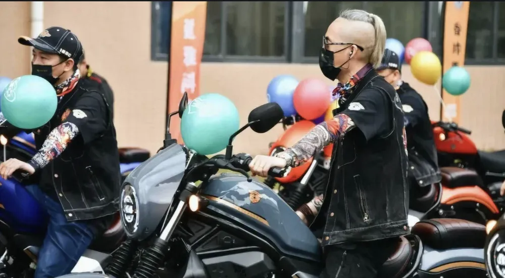 Cangyun XS500 có giá khoảng 100 triệu đồng. Ảnh: RideApart. Cangyun XS500 có giá khoảng 100 triệu đồng. Ảnh: RideApart.