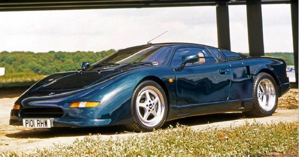 Spectre R42 kết thúc sản xuất năm 1998 với số một lượng xe nhỏ. Ảnh: Hotcars.