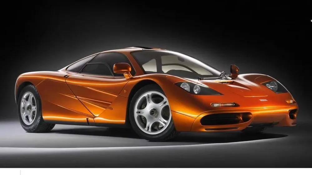 McLaren F1 - 2,509 lbs (tương đương 1.129 kg). Ảnh: Hotcars. McLaren F1 - 2,509 lbs (tương đương 1.129 kg). Ảnh: Hotcars.