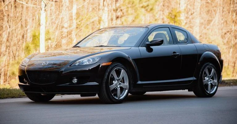 Những chiếc Coupe tuyệt vời nhất với giá dưới 10.000 đô la. Ảnh: Hotcars.