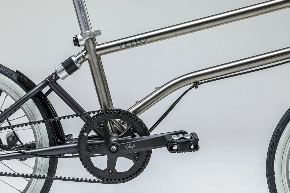 Xe có phạm vi được ước tính là 50 km (31 dặm) khi tăng ga tối đa. Ảnh: Autoevolution.