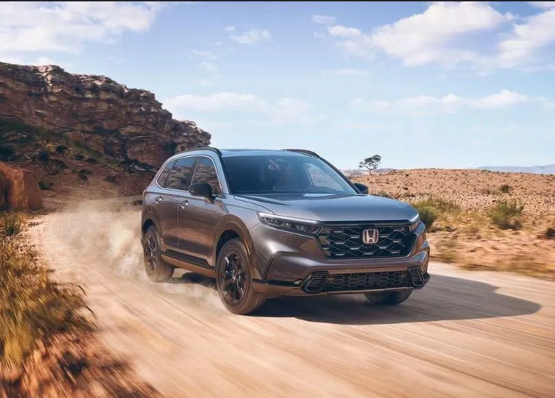 Honda CRV 2023 (Từ 26.800 đô la). Ảnh: Hotcars.
