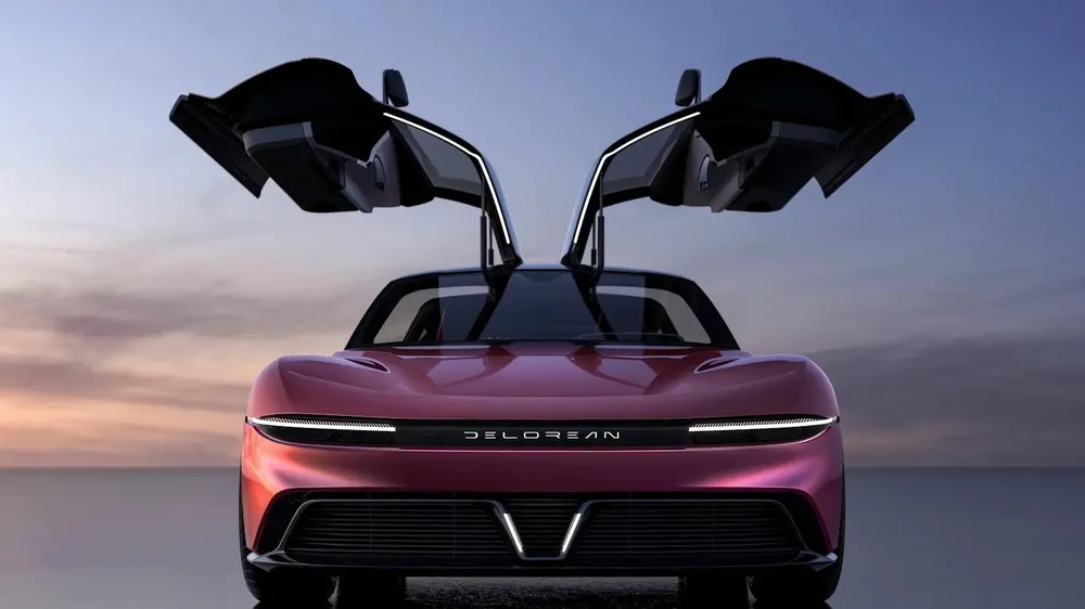 DMC (DeLorean Motor Company). Ảnh: Carbuzz.