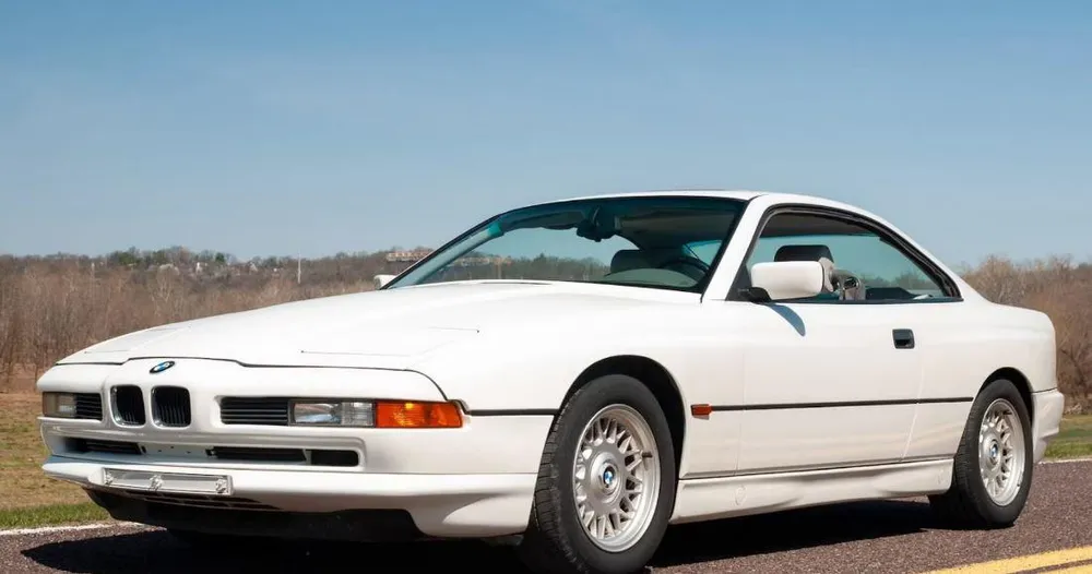 BMW 8-Series (E31). Ảnh: Hotcars. BMW 8-Series (E31). Ảnh: Hotcars.