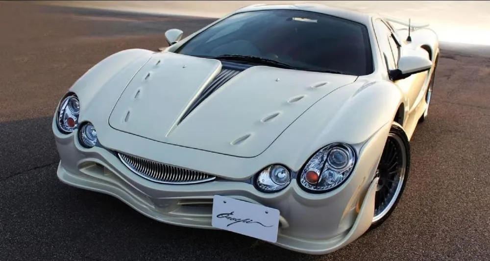 Mitsuoka Orochi. Ảnh: Hotcars. Mitsuoka Orochi. Ảnh: Hotcars.
